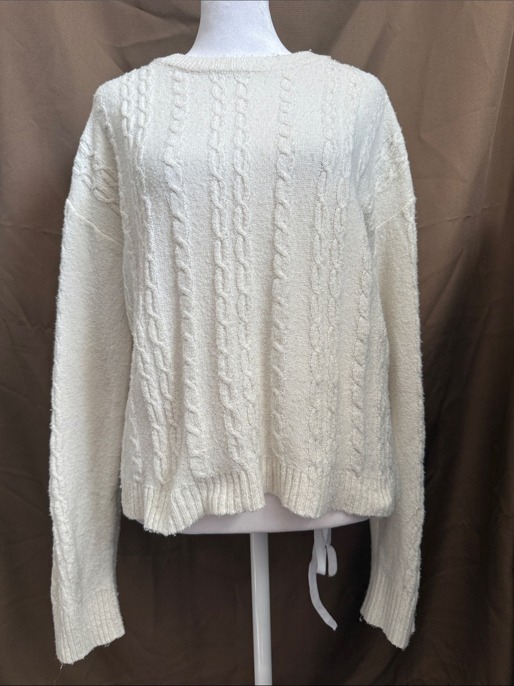 no comment Cable Knit Sweater in White Large
